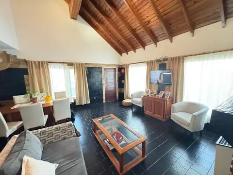 venta Casa 4 ambientes