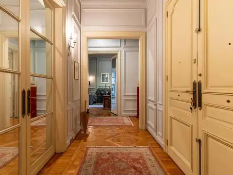 Departamento en Venta de 8 ambientes