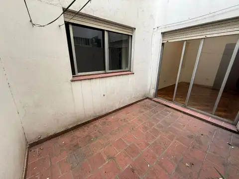 Venta | Departamento 2 ambientes con patio | Recoleta