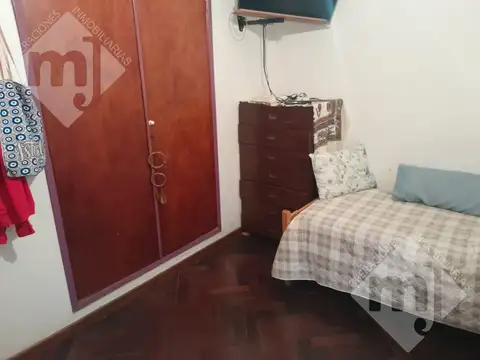 Depto Tipo Casa en Venta 70 años