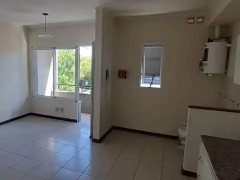 Departamento en Alquiler en Ilolay, $ 380.000