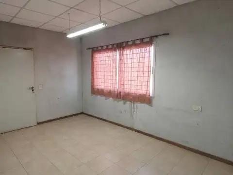Galpon en Venta 10  mts Frente