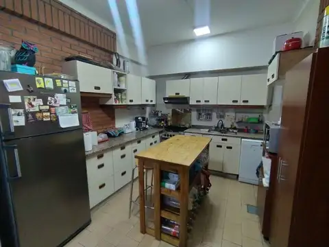Depto Tipo Casa 4 ambientes con 2 baños