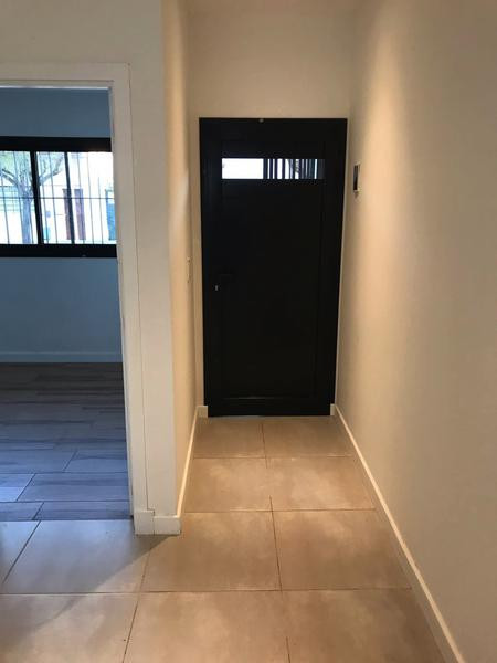 French 5300, Piso PB