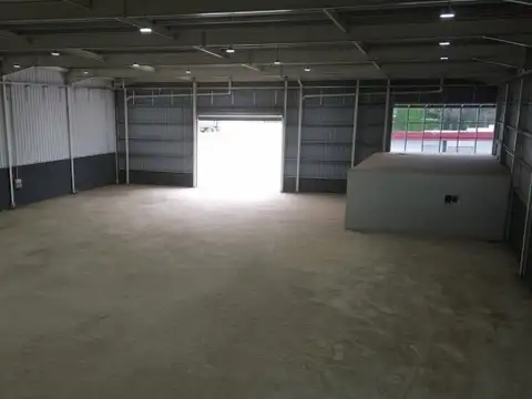 Galpón de 1.100 m2 en Micro Parque Industrial