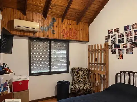 Chalet 5 amb  con Patio y parrilla  VENTA   Villa Adelina
