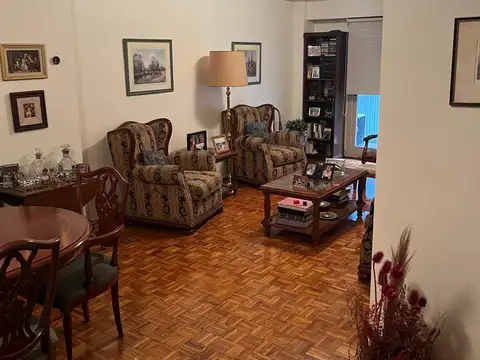 Fray Luis Beltrán 300, Piso 1