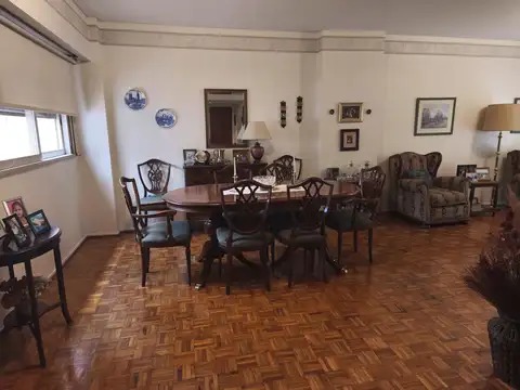 Fray Luis Beltrán 300, Piso 1