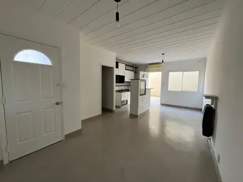 Departamento en Venta en Ezpeleta Este, USD 88.500