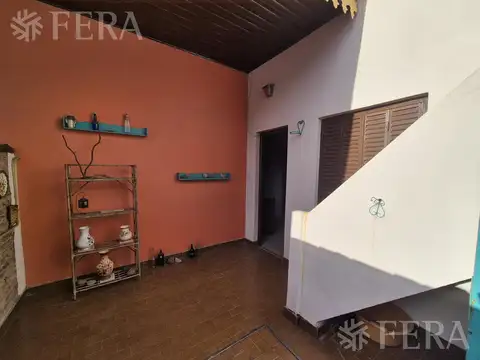 Casa en Venta en Bernal Oeste, USD 100.000