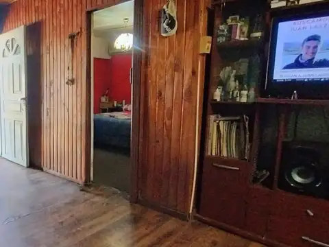 Casa 7 ambientes con 5 baños