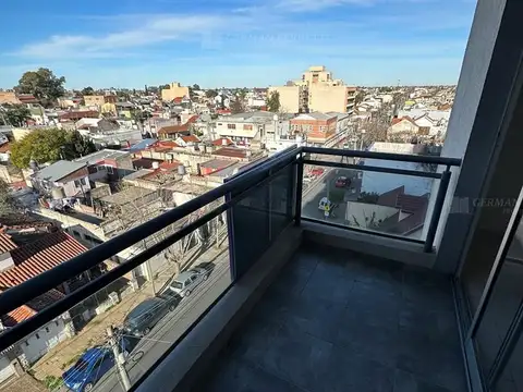 Departamento en Alquiler en Lanus Este, $ 500.000
