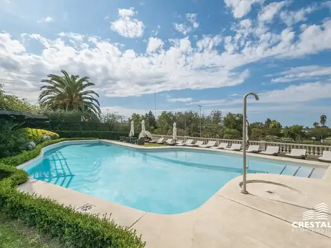 Oasis del Yacht - José Hernández 1200