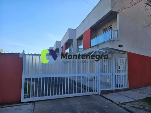 DUPLEX MODERNO EN VENTA 3 AMBIENTES BERAZATEGUI