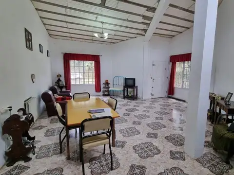 Casa en Venta con 1 cochera