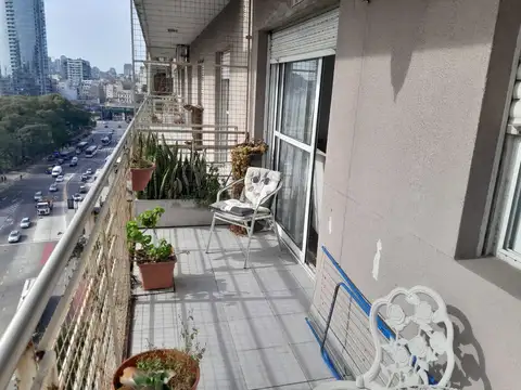 VENTA - 4 AMBIENTES C/BALCÓN - COCHERA Y BAULERA - PALERMO