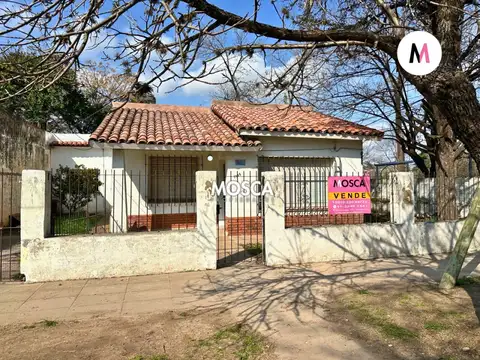 Casa + 2 departamentos en Venta