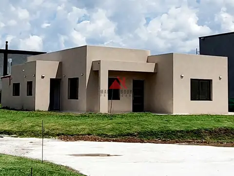 Casa  en Venta en Los Arces, La Cañada de Pilar, Pilar