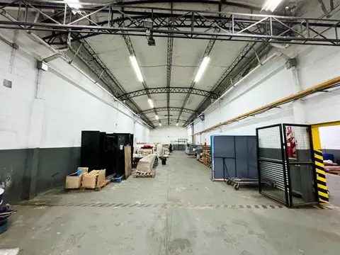 Galpon en Venta 17  mts Frente