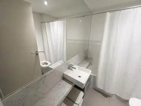 Departamento en Alquiler con 1 cocheras