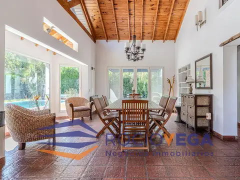 Casa en venta en Country Banco Provincia