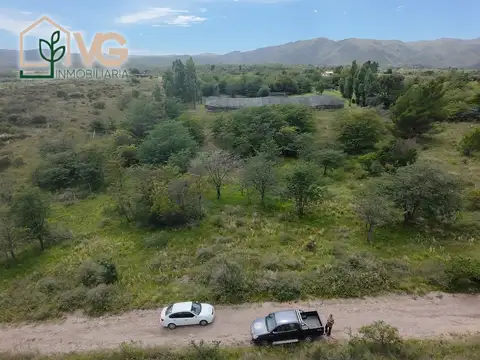 Terreno en Venta en Villa Giardino, USD 9.000