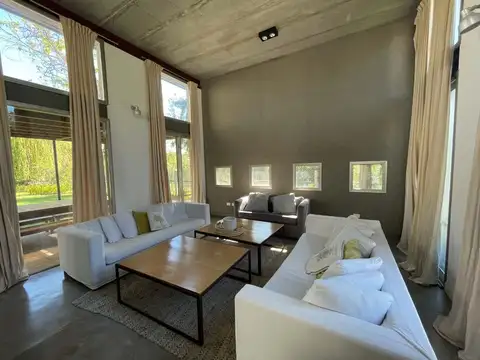 Casa en Alquiler Temporal en Santa Catalina, USD 3.300