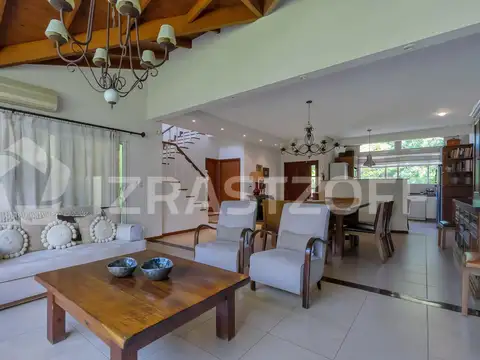 Casa en Venta en La Masía, USD 315.000