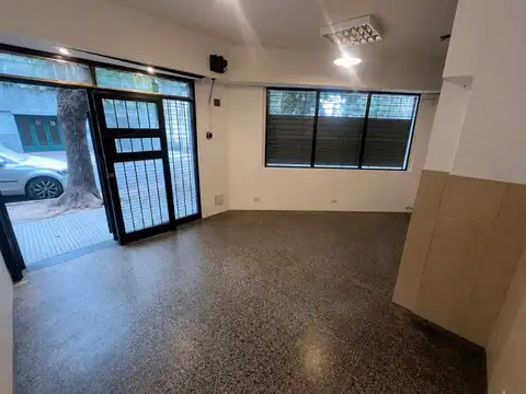 Local en Venta 56 años