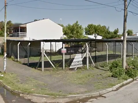 VENTA TERRENO VILLA TESEI COCHERAS ESQUINA