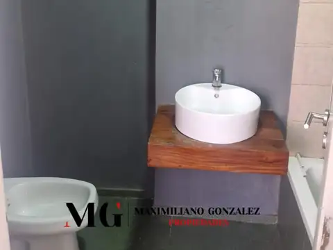 Depto Tipo Casa en Alquiler de 2 dormitorios