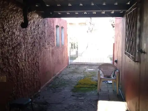 Casa en Venta en Banfield, USD 49.000