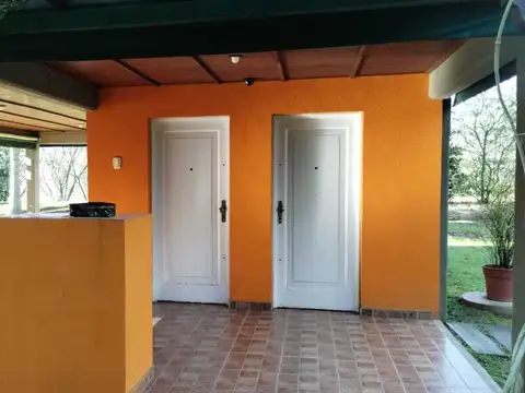 Rio o Arroyo Cruz Colorada Muelle: Costa Este 40 metros de frente. Arroyo Cruz Colorada  al 200