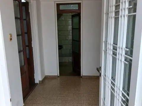 Depto Tipo Casa en Alquiler de 1 dormitorio