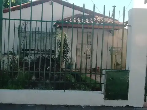 Santiago de Liniers al 1400