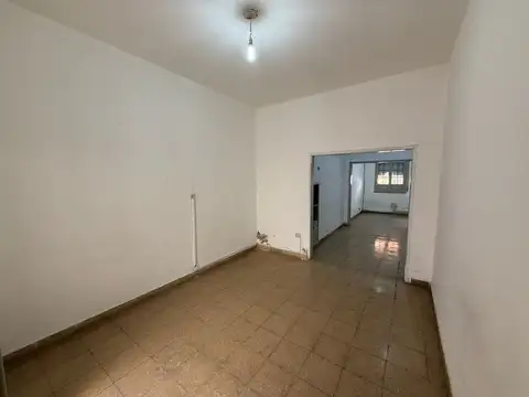 Depto Tipo Casa 7 ambientes con 2 baños