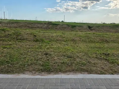 Lote en Las Victorias -  Canning