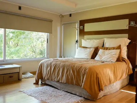 493 esquina 24 2900