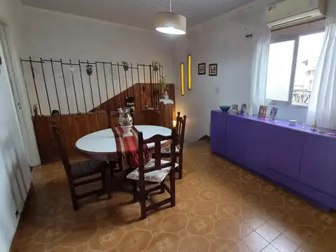 Depto Tipo Casa en Venta 70 años