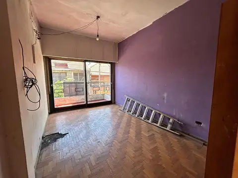 Depto Tipo Casa en Venta con 1 cocheras