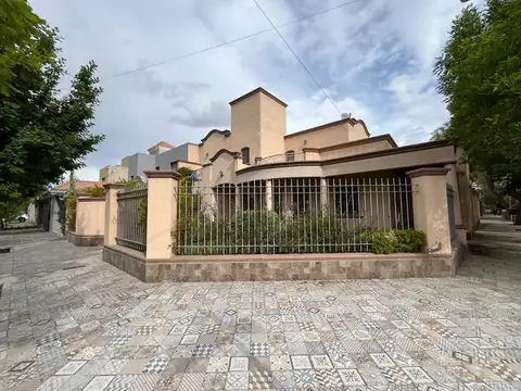 Alquiler casa amoblada. bº profesionales,rivadavia
