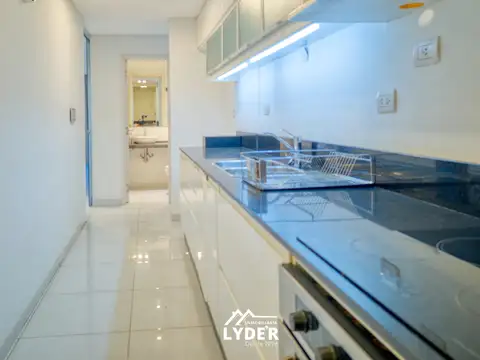 Departamento en venta c/ cochera en Microcentro