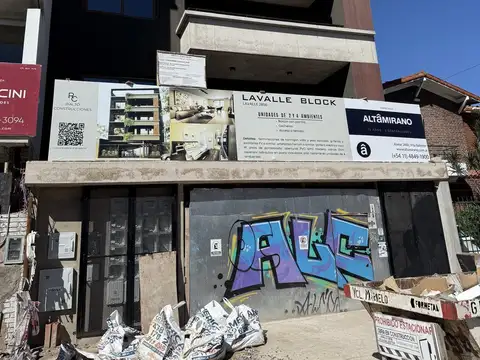 Departamento en Venta con 1 cocheras