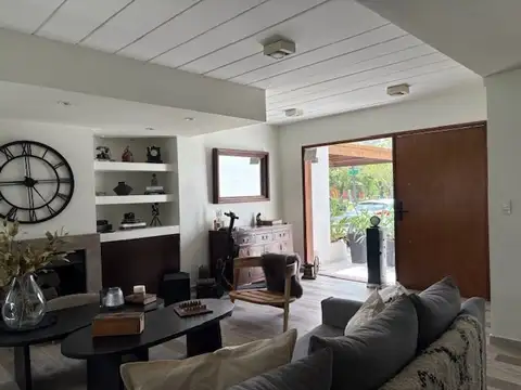 Casa  en Venta en Santa Barbara, Tigre, G.B.A. Zona Norte