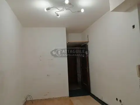 Oficina en Alquiler en San Antonio de Padua, $ 300.000