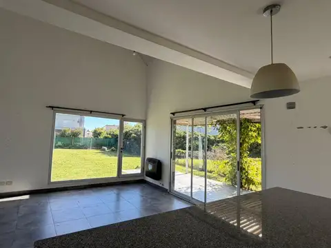Casa en venta en Los Arces 4 ambientes