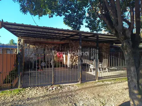 Casa  en Venta en Francisco Álvarez, Moreno