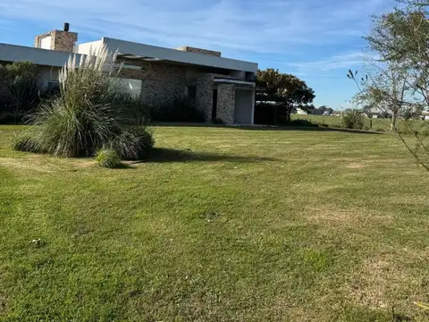 Chacras De La Trinidad 100