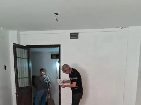 Local en venta - 28mts2 - Retiro