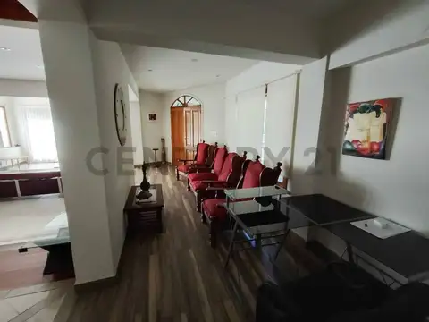 Casa en Alquiler de 4 dormitorios